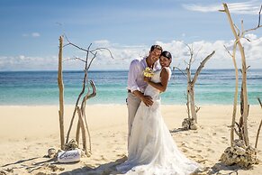 Denis Private Island