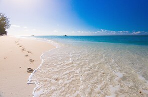 Denis Private Island