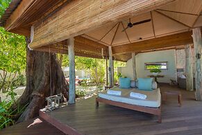 Denis Private Island