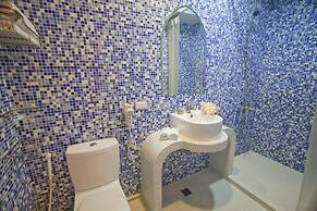 Moroccan Holiday Suite