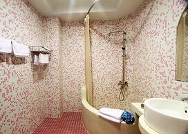 Moroccan Holiday Suite