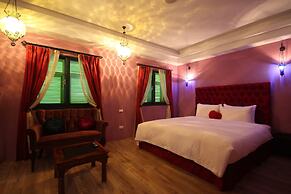 Moroccan Holiday Suite