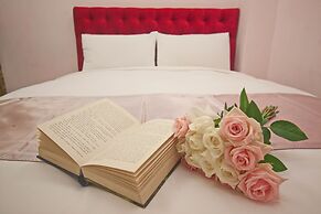 Moroccan Holiday Suite