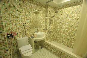 Moroccan Holiday Suite