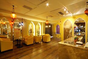 Moroccan Holiday Suite