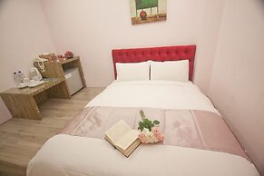 Moroccan Holiday Suite