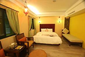 Moroccan Holiday Suite