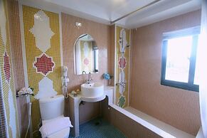 Moroccan Holiday Suite