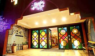 Moroccan Holiday Suite