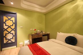 Moroccan Holiday Suite