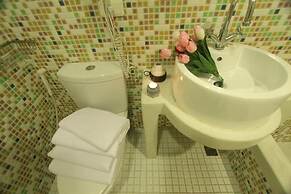 Moroccan Holiday Suite