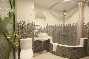 Moroccan Holiday Suite