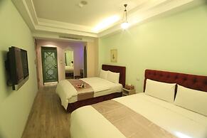 Moroccan Holiday Suite