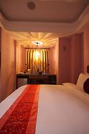 Moroccan Holiday Suite