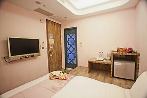 Moroccan Holiday Suite