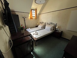Elafos Hotel