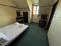 Elafos Hotel