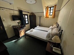 Elafos Hotel