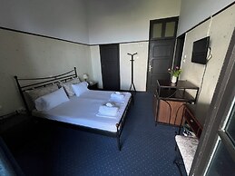 Elafos Hotel