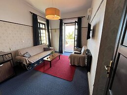 Elafos Hotel