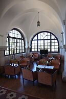 Elafos Hotel