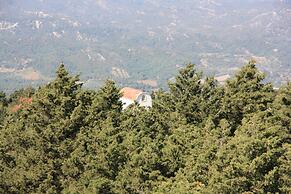 Elafos Hotel