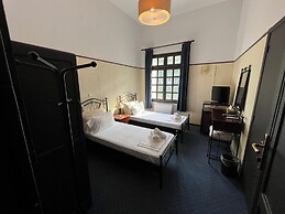 Elafos Hotel