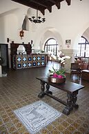 Elafos Hotel