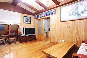 Palace in the Forest Pension