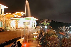 Palace in the Forest Pension