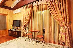 Palace in the Forest Pension