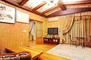 Palace in the Forest Pension