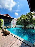 Yotaka Bangkok Hotel