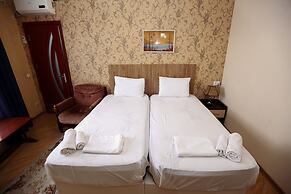 Hotel Isaka