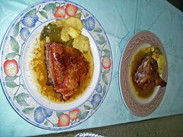 Hostal Restaurante Carolina