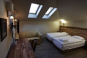 Vinotel Boutique Hotel