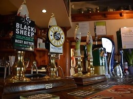 The Holly Hill Inn