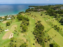 Mount Irvine Bay Resort