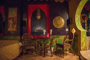 Mariaggi's Theme Suite Hotel & Spa