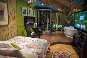 Mariaggi's Theme Suite Hotel & Spa