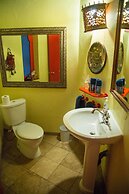 Mariaggi's Theme Suite Hotel & Spa