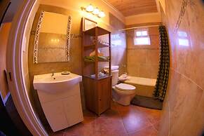 Rollezz Villas Beach Resort