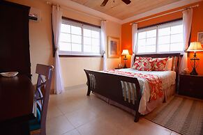 Rollezz Villas Beach Resort