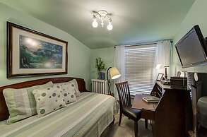 Knob Hill Bed & Breakfast