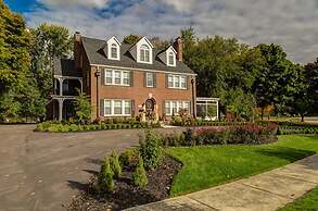 Knob Hill Bed & Breakfast