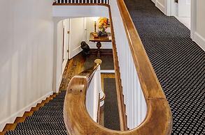 Knob Hill Bed & Breakfast