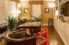 Knob Hill Bed & Breakfast