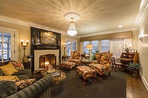 Knob Hill Bed & Breakfast