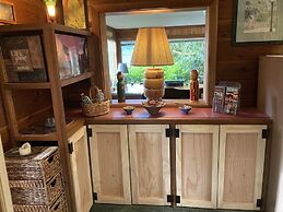 Cottage Lake Bed and Breakfast