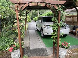 Cottage Lake Bed and Breakfast